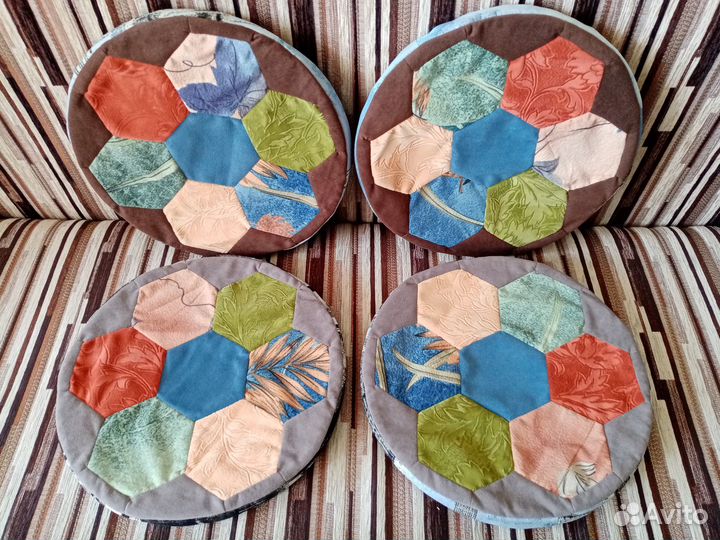 Чехол подушка на табурет,рисунок и цвет разные