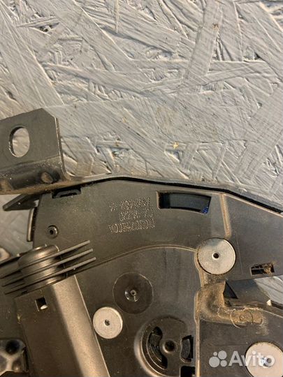 Замок багажника задний правый Bmw X7 G07 M-pack