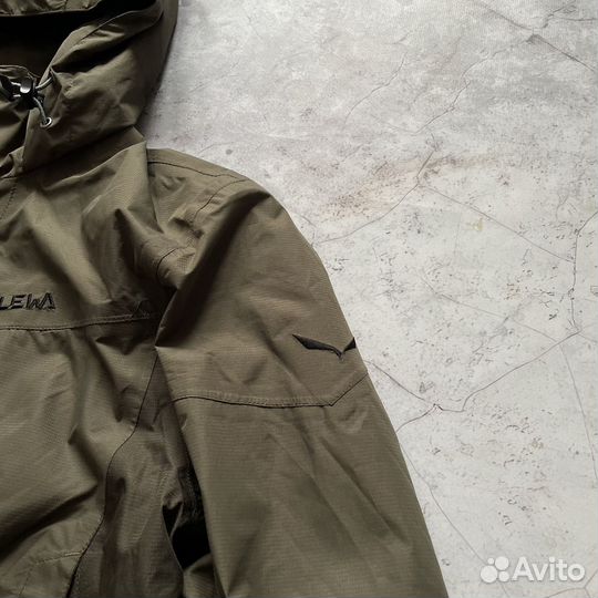 Ветровка Salewa