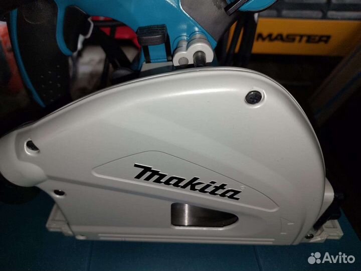 Аренда Погружной пилы с шиной makita