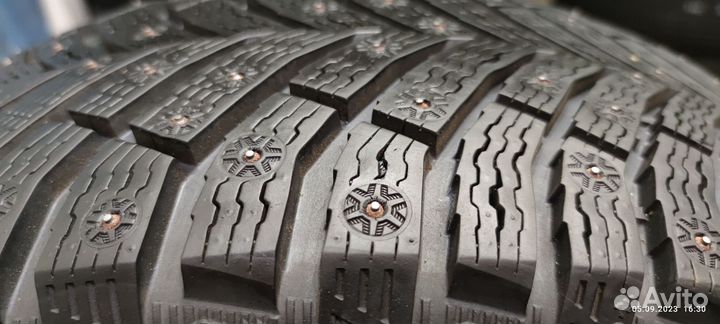 Michelin X-Ice North 4 SUV 225/65 R17 106T