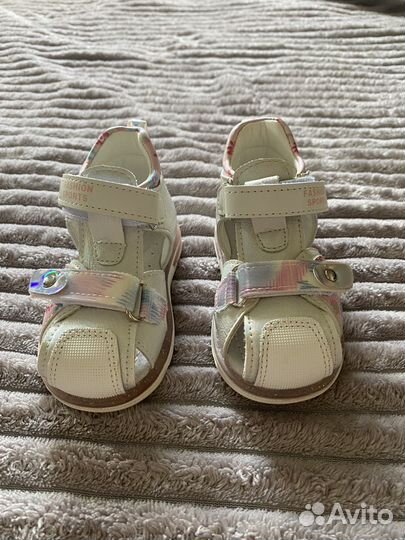 Сандали для девочки