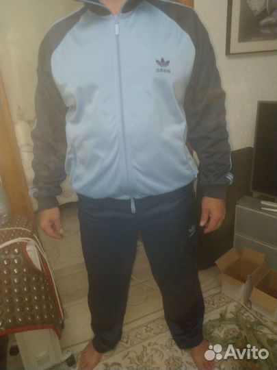 Спортивный костюм adidas новый