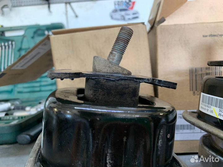 Подушка двигателя Bmw X5 E70 LCI N57D30A 2012