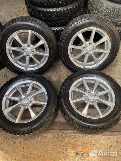 Комплект зимних колёс на Hyundai Solaris