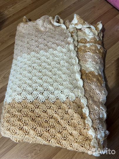 Пледы и покрывало бу