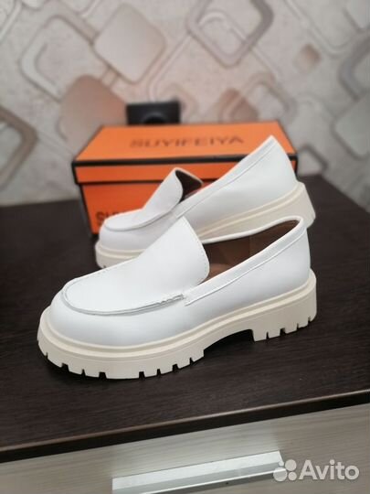 Лоферы новые 37