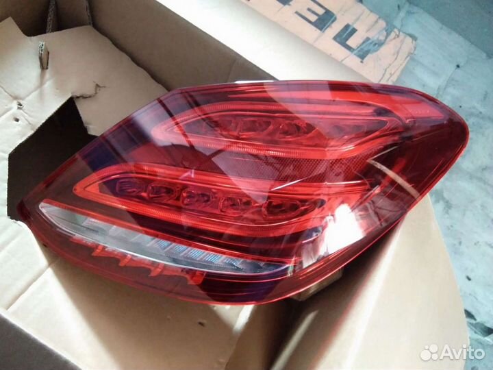 Задний стоп сигнал