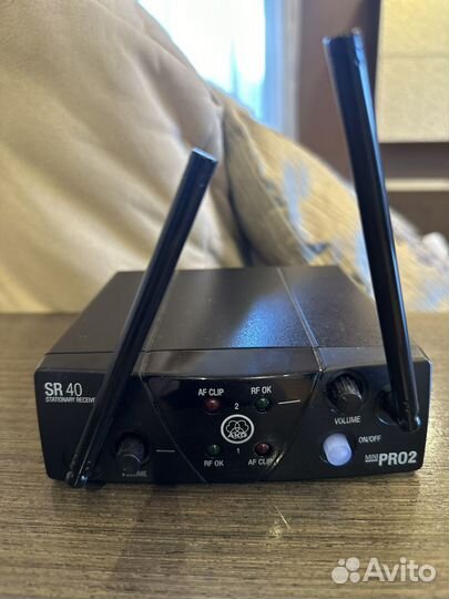 Беспроводная вокальная радиосистема AKG