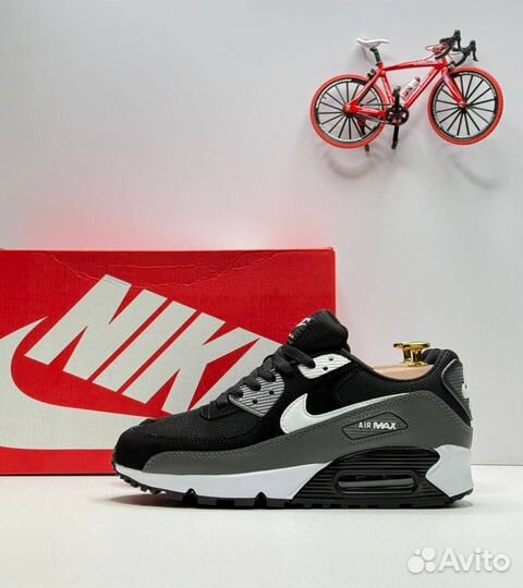 Кроссовки Nike Air Max 90 (42)