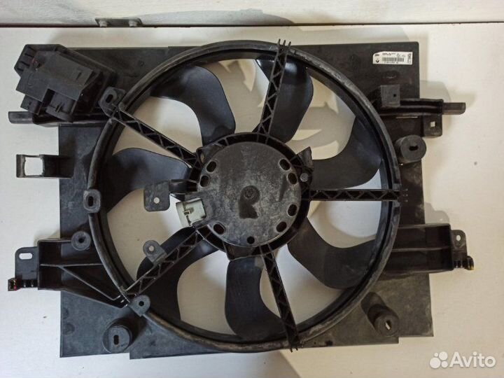 Вентилятор охлаждения радиатора Renault Duster HSA