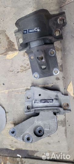 Подушки двигателя Пежо боксер