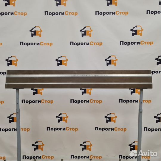 Верх.элемент под молдингом Volkswagen Crafter maxi