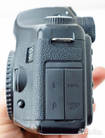 Фотоаппарат canon eos 5D