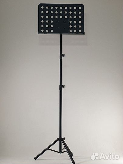Пюпитр оркестровый(подставка для ноутбука или нот)