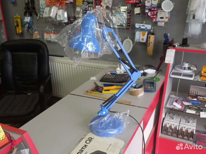 Лампа настольная