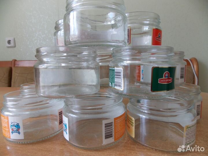 Банки с крышками