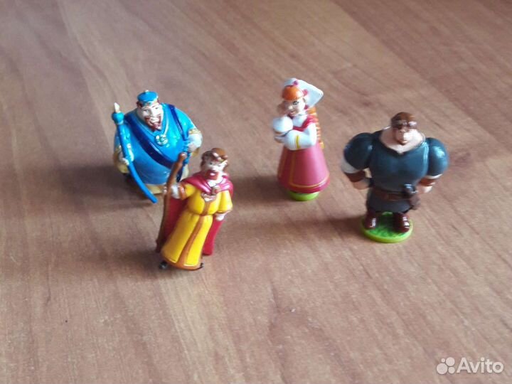 Игрушки из киндера