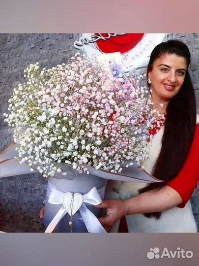 Коробки с цветной гипсофилы