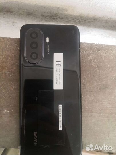Huawei nova y70