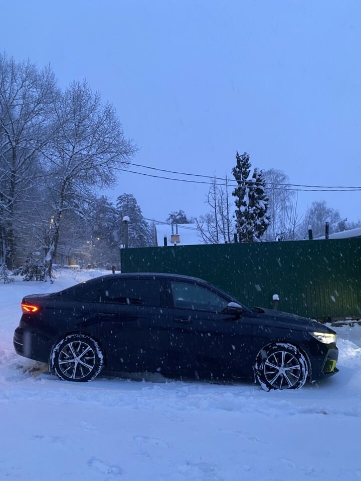 Geely Emgrand: фото из отзыва