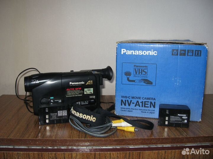 Видеокамера VHS-C Panasonic NV-A1EN