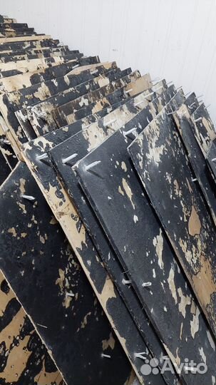 Продается б.у. фанера 1.5 х 1.5
