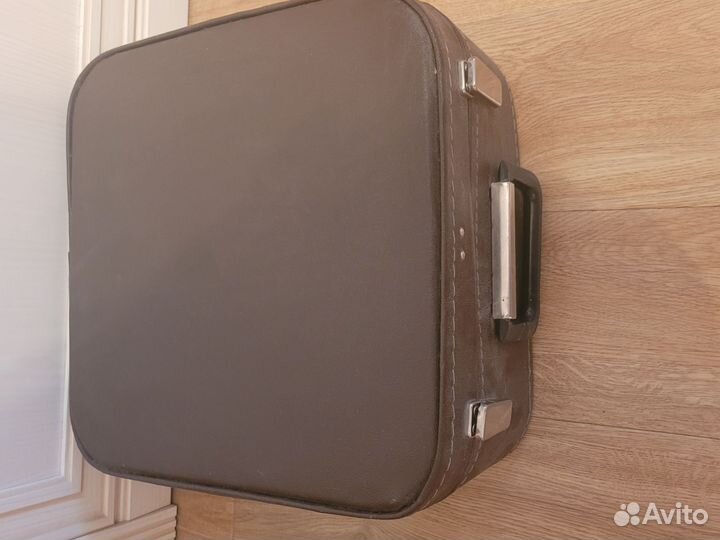 Печатная пишущая машинка