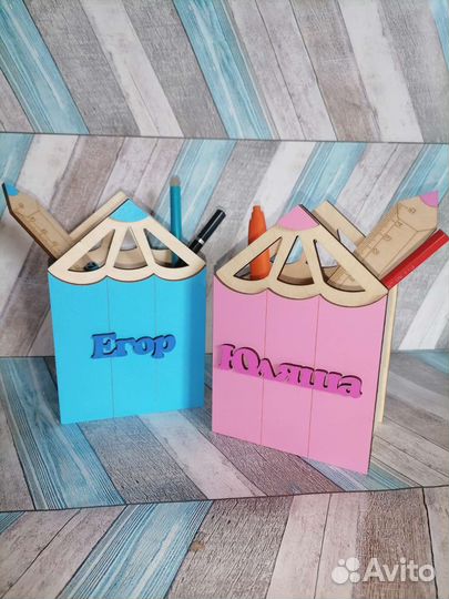 Именная карандашница