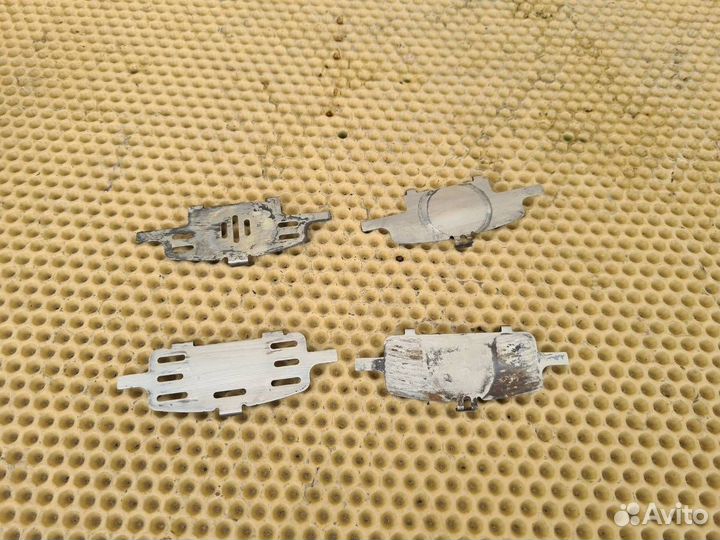 Противоскрипные пластины заднее Infiniti G35 G25