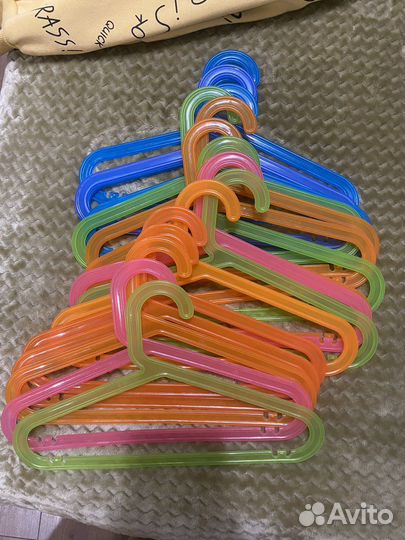 Вешалки плечики IKEA детские