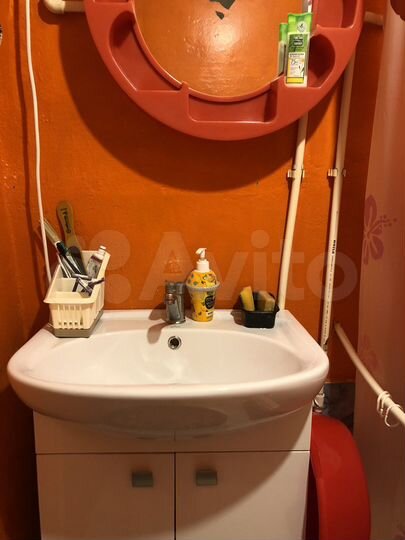 2-к. квартира, 42 м², 1/2 эт.