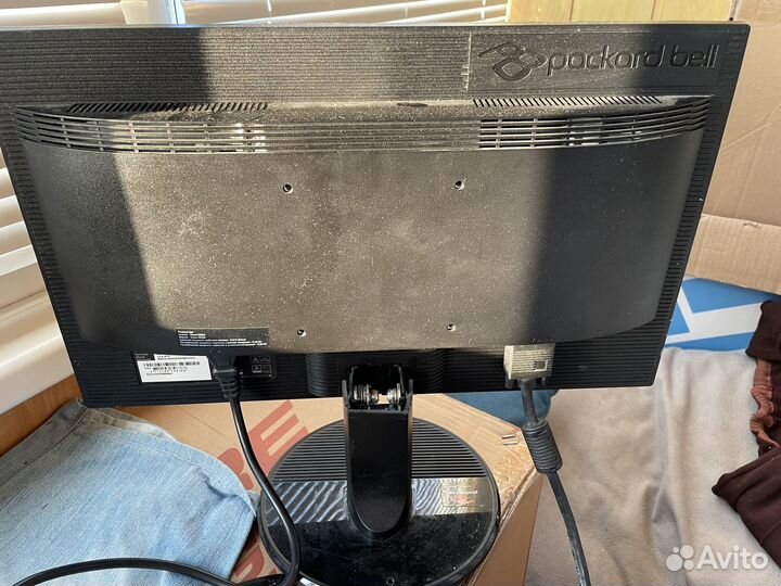 Монитор для компьютера 19