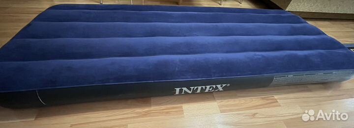 Надувной матрас intex