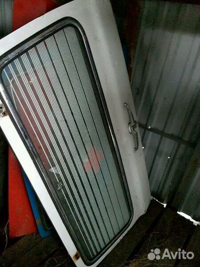 Крышка багажника на Волгу 24