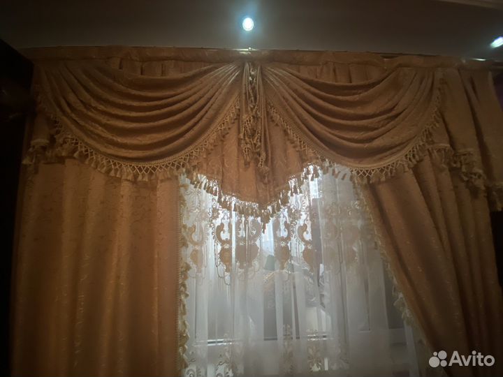 Шторы с ламбрекеном