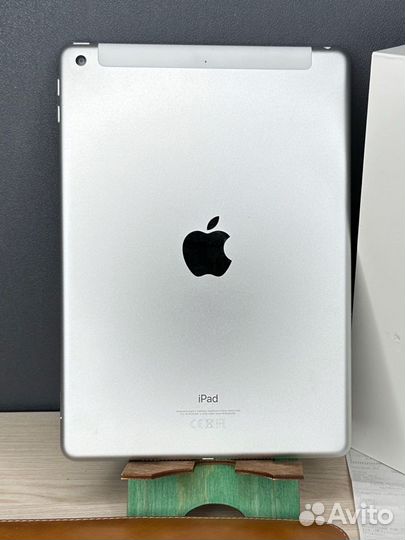 iPad 6 2018 32gb Wifi+SIM, идеал