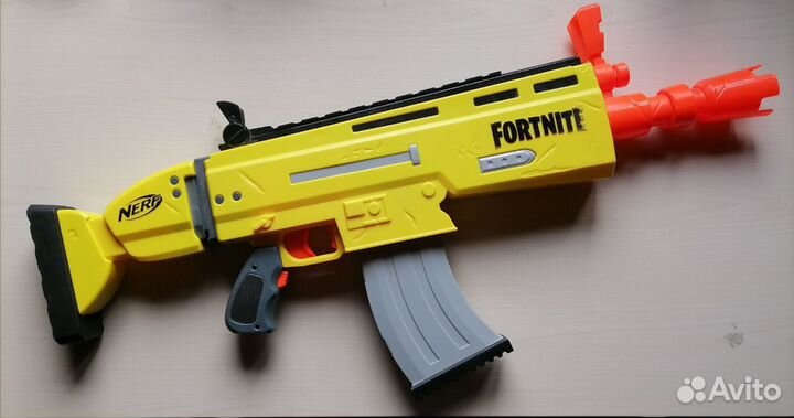 Бластер nerf fortnite AR-L