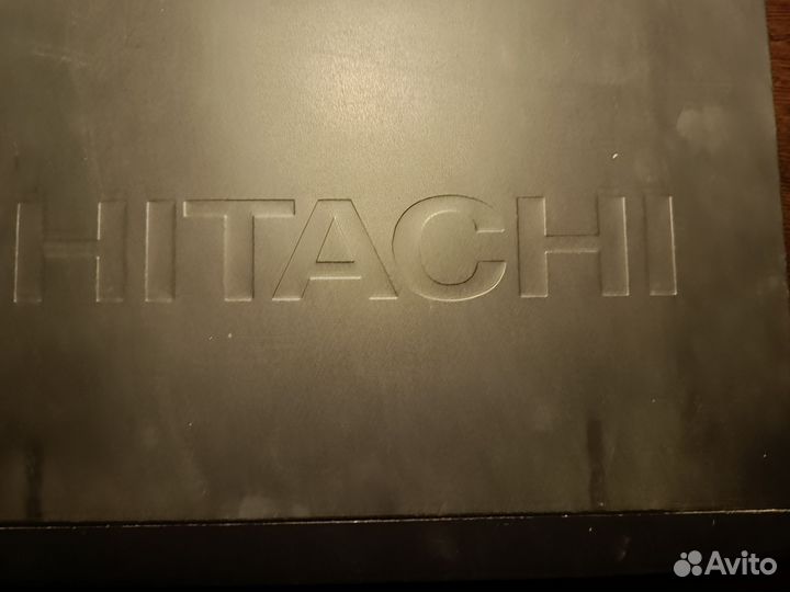 Видеомагнитофон hitachi