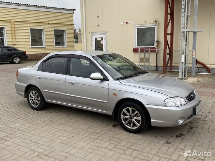 Kia Spectra, 2006