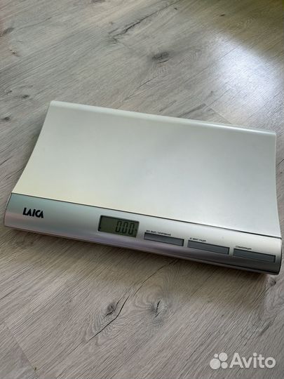 Весы для новорожденных laica