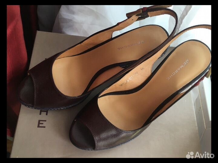 Босоножки Эконика