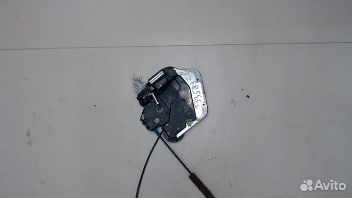 Замок двери Toyota Avensis 2, 2008