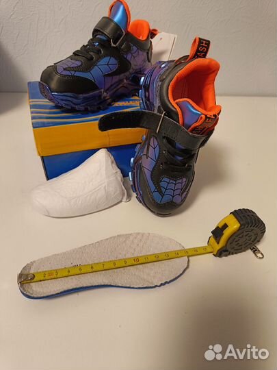 Кроссовки Капитошка 24 р. Новые