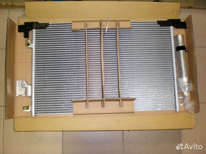 Радиатор кондиционера Митсубиси Аутлендер 2 хл XL