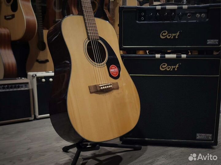 Fender CD-60 Акустическая гитара