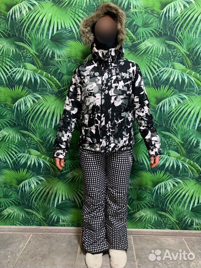 Куртка для сноуборда женская powder room