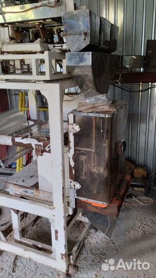 Фасовочно-упаковочная машина рт-ум-21