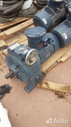 Электродвигатель с регулируемым редуктором