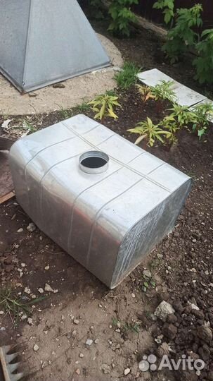 Бак для воды60см на 40 см